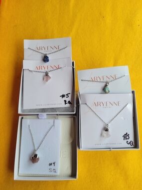 Women's Necklaces